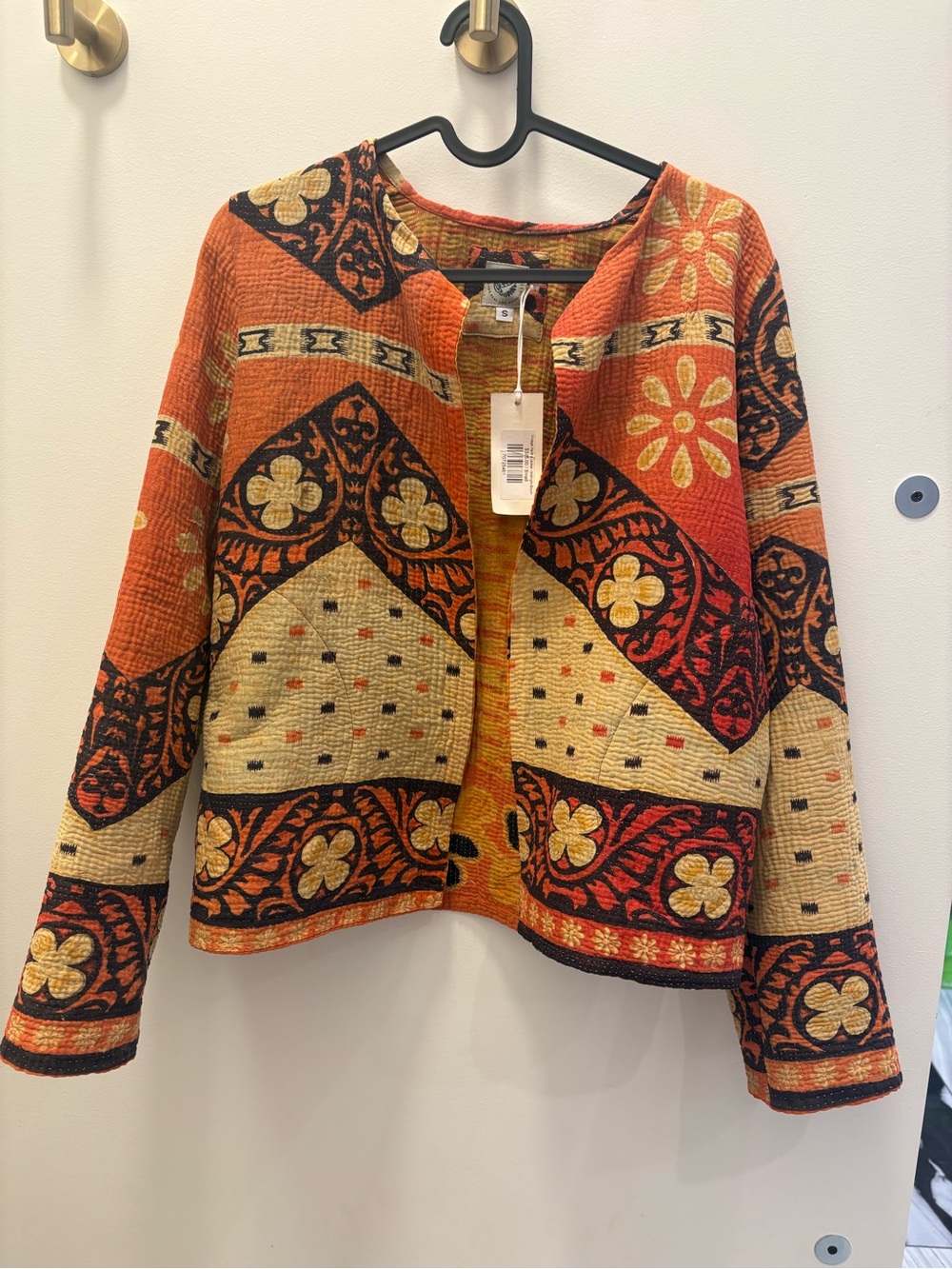 Open-Front Carved Pattern Women's Sweater Jacket in Orange and Cream